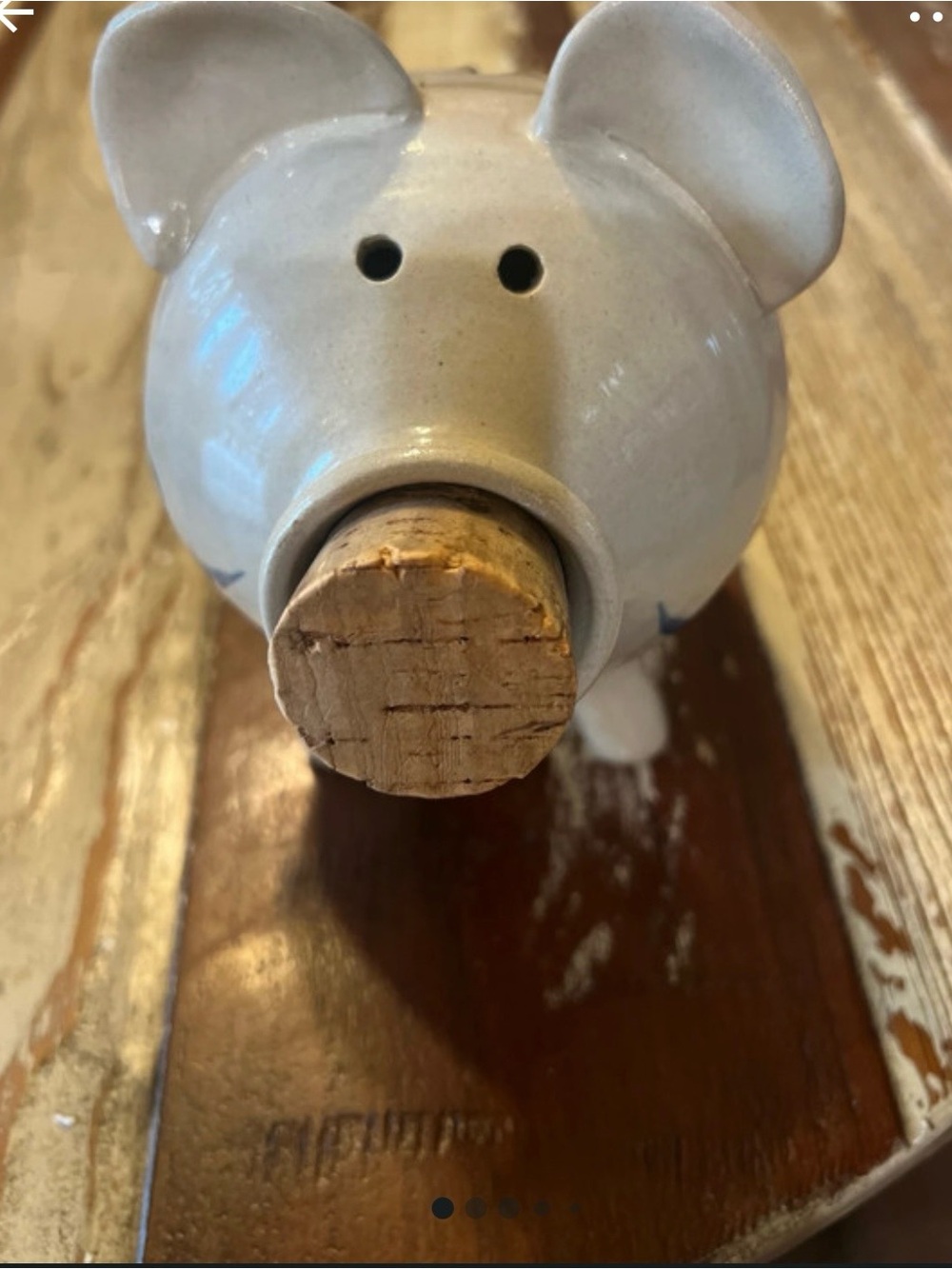 Beautiful Hand painted Nantucket Ceramic Pig Cork-Nosed Figurine - Light Gray